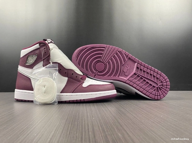 Jordan High OG Bordeaux 555088-611 1 Air 1030